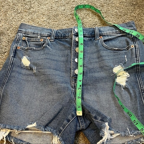 GAP 2020 high rise button fly distressed denim short 3.5” inseam - Picture 10 of 10